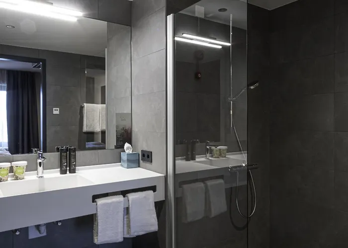 Riku 3* ريوتلنجن